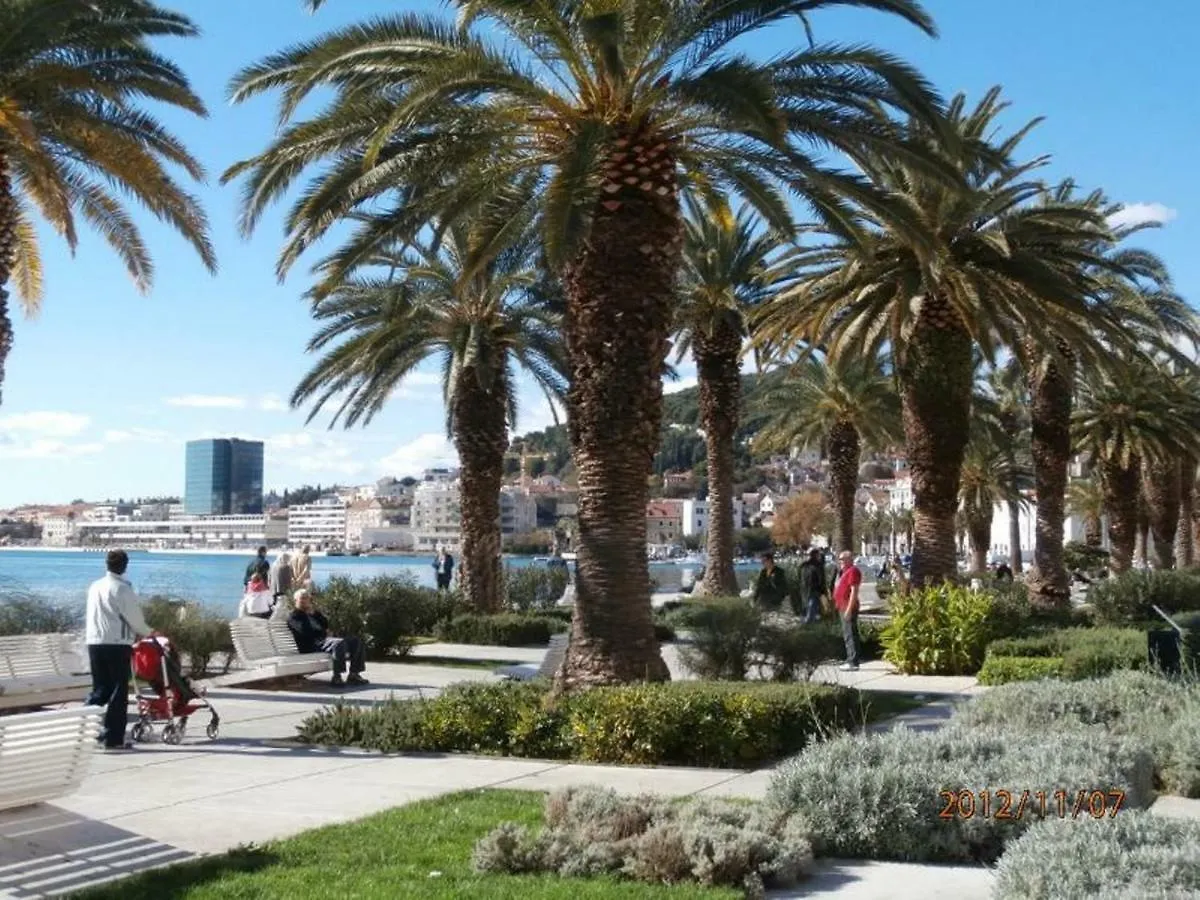 Apartment Studio Mia-Beach In Split 0*,  Chorvatsko